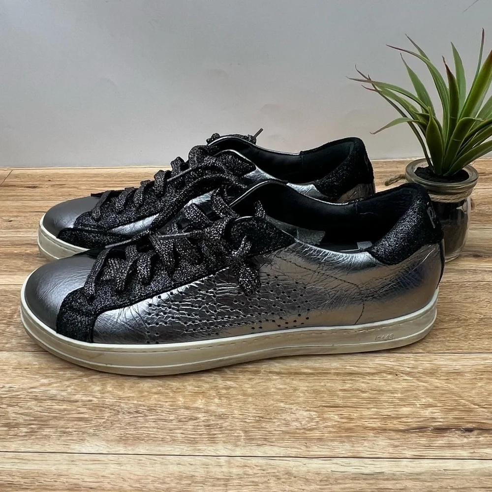 P448 John Metallic Leather Sneaker sz 10 - Picture 4 of 12
